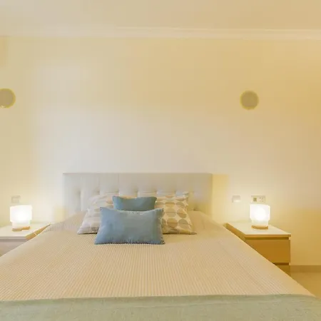 Millennium Plaza * Виламура